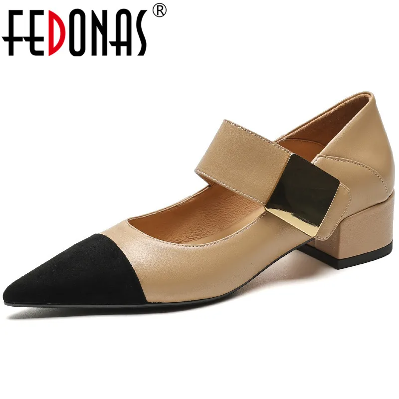 FEDONAS/ Весенне-летние женские туфли-лодочки; офисные винтажные туфли с острым носком на толстом каблуке из натуральной кожи с металлическим украшением; Женская обувь Mary Janes;